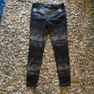 VGUC Athleta Tight- Small